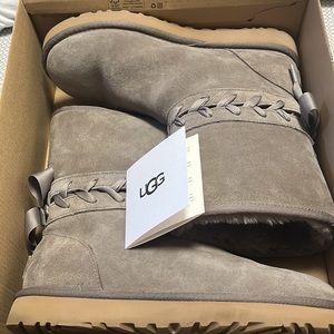 UGG short boots